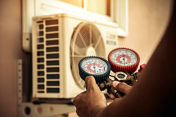Professional Ductwork Repair technician working in Overton, TX
